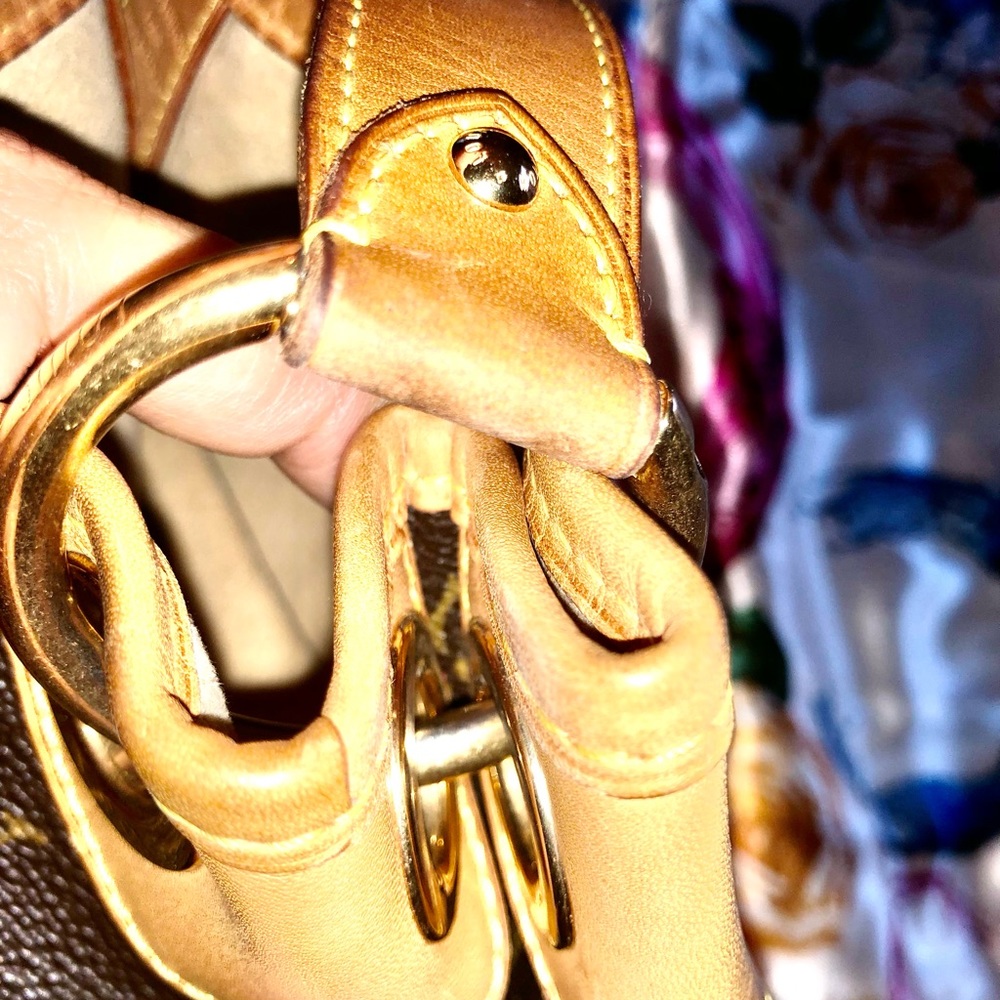 Authentic Louis Vuitton PM Galleria - Picture 6 of 16